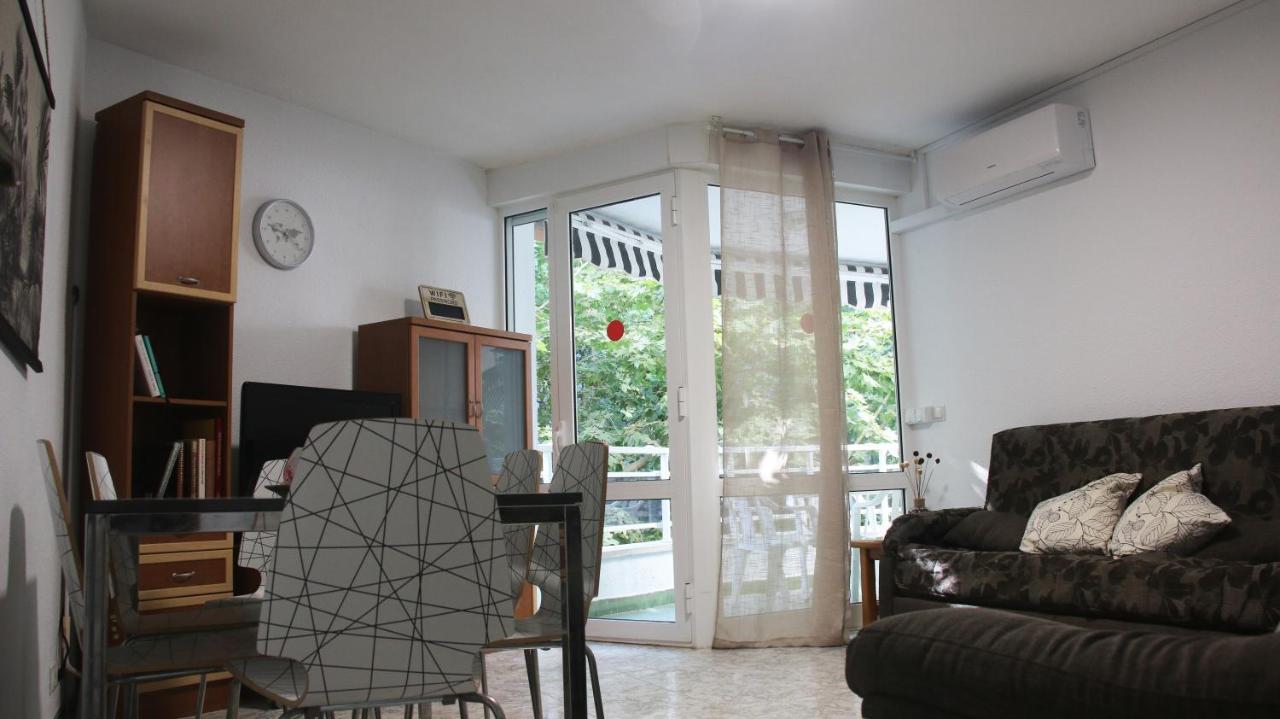 Sta. Eulalia Familias Arysal Διαμέρισμα Σαλού Εξωτερικό φωτογραφία